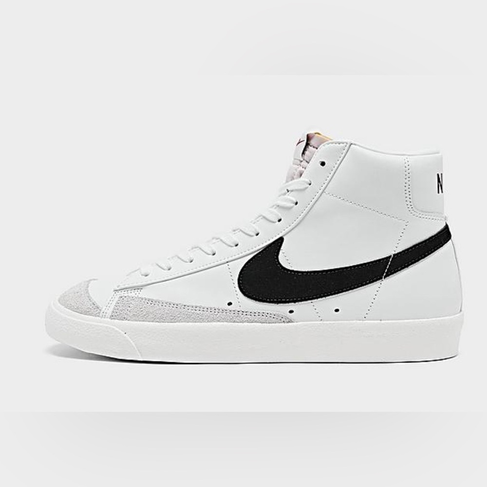 Nike Women's Blazers Size 9